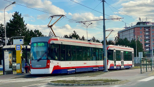 Tramvaje budou na Hrdinech pouze projíždět až do konce prázdnin