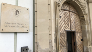 Univerzita Palackého letos přijala nejvíce přihlášek za devět let
