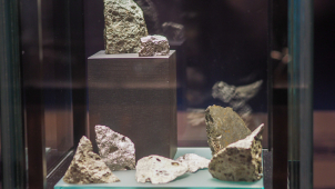 Meteority z Opavy dorazily do Vlastivědného muzea!