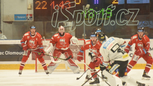 Hokejisté HC Olomouc se Spartou prohráli