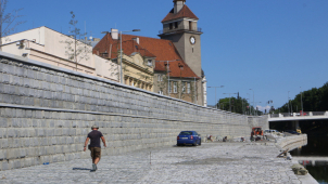 Procházky, koncerty i zmrzlina: náplavka se už brzy otevře