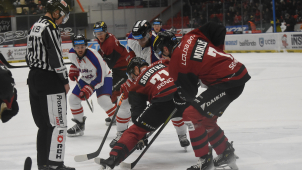 Hokejisté HC Olomouc padli v Hradci