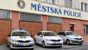 Strážníci se starali o zmatenou seniorku
