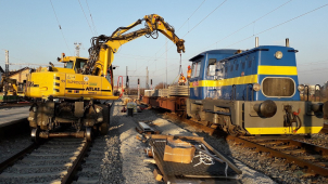 Výluka na trati mezi Šternberkem a Uničovem je tady