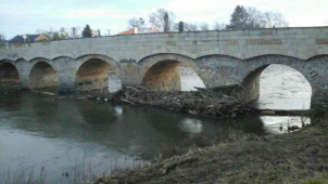 Hasiči v kraji odstraňují následky silného větru