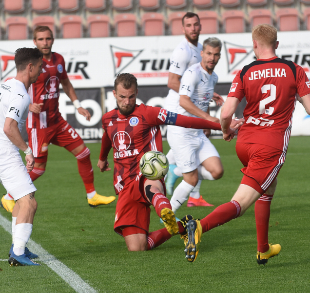 Sigma hraje doma proti Příbrami