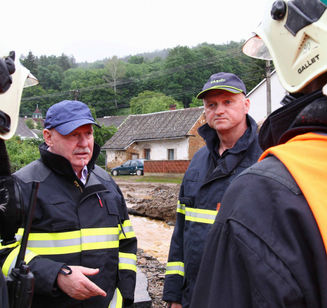 Zaplavené obce v tom nenecháme. Kraj vyhlásí sbírku na pomoc