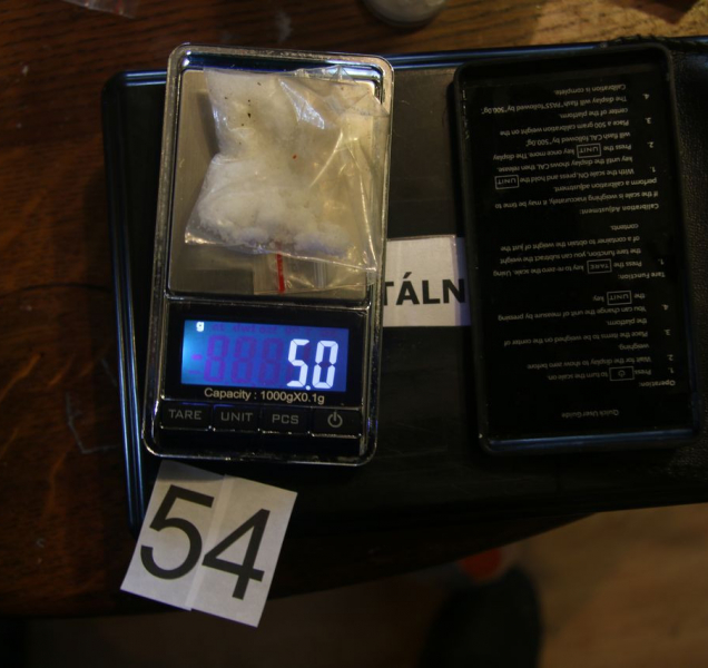 Policisté na Mohelnicku dopadli distributora a vařiče pervitinu