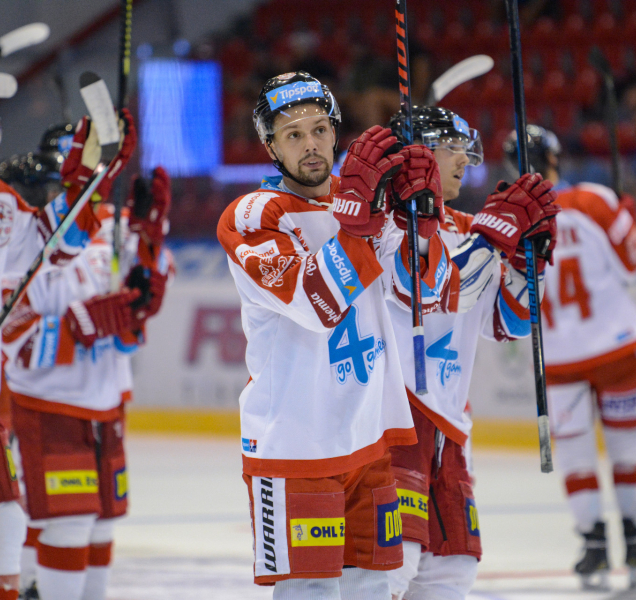 Třetí výhra v řadě – Mora zvládla duel v Hradci