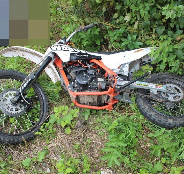 Motorkář pod vlivem drog chtěl ujet policistům z Litovle