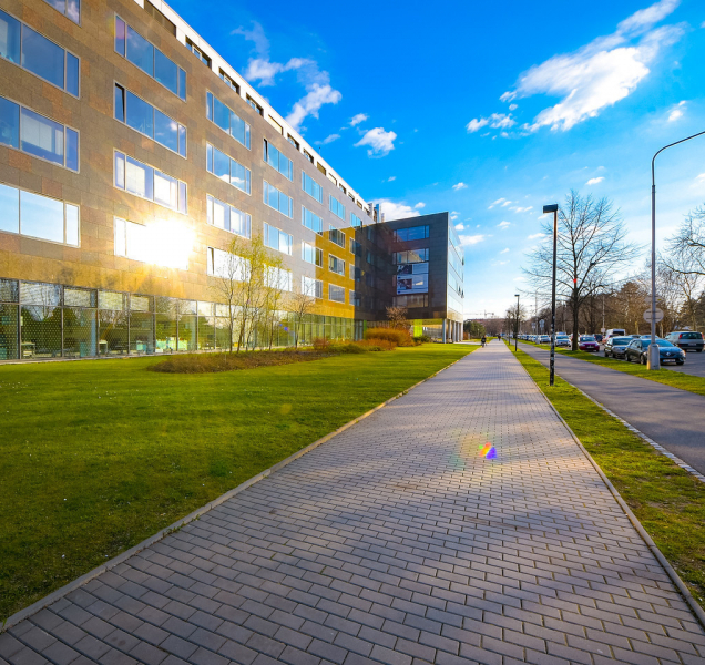 I čerství absolventi mají šanci na dobré uplatnění