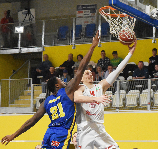 Na konci základní BK REDSTONE přivítá mistra