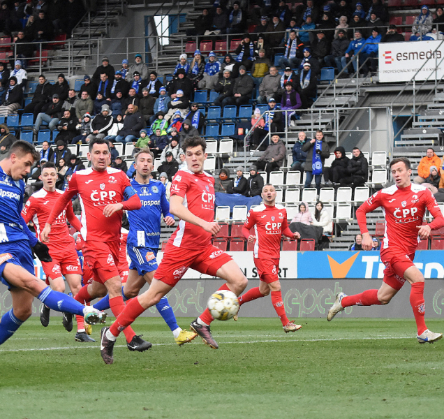 Fotbalisté SK Sigma remizovali s Pardubicemi