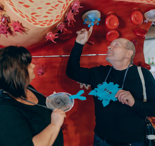 Lék na stárnutí? Pevnost poznání otvírá kurzy pro aktivní seniory