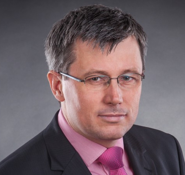 Na Ústavní soud má nakročeno právník Hulmák z univerzity