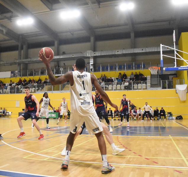 Basketbalisté BK REDSTONE dohrávku v Písku prohráli