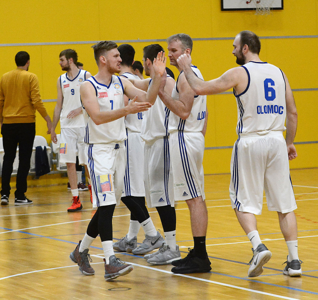 Basketbalistům startuje boj o bronz