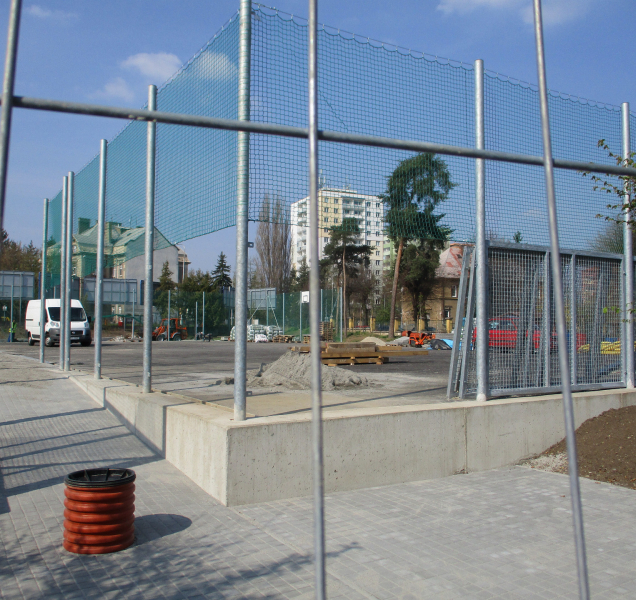 Zrekonstruované hřiště na ZŠ Mozartova otevře už zítra