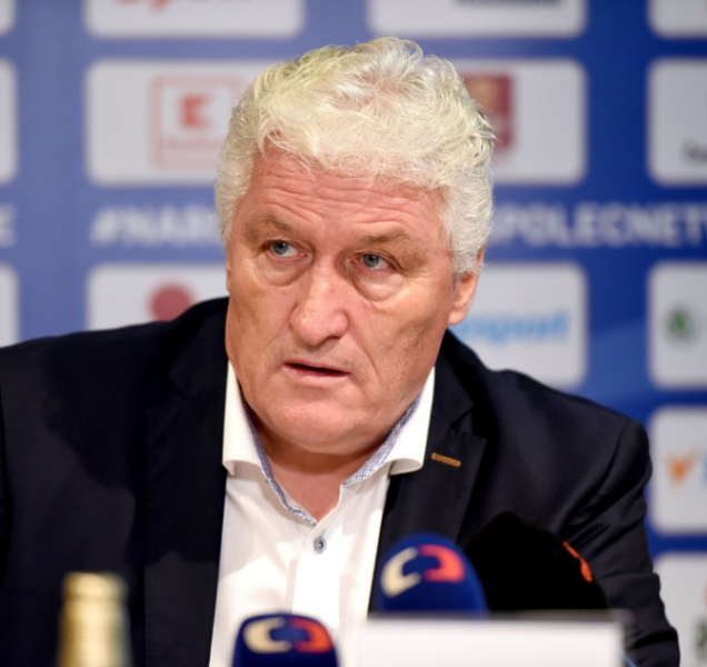 Trenér Miloš Říha nominoval na Channel One Cup