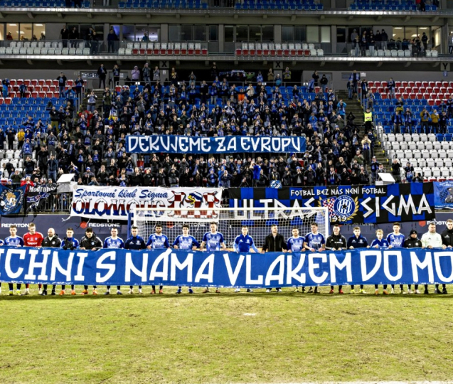 Modrobílý expres čeká na zájemce