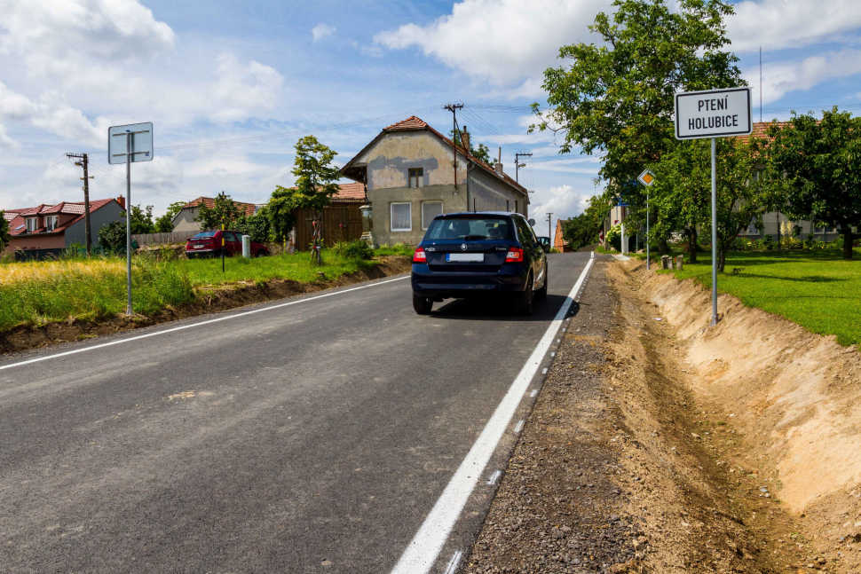 Mezi Ptení a Holubicemi už řidiči jezdí po novém