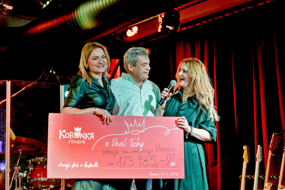 Když rockeři slaví, pomáhají přitom dobré věci