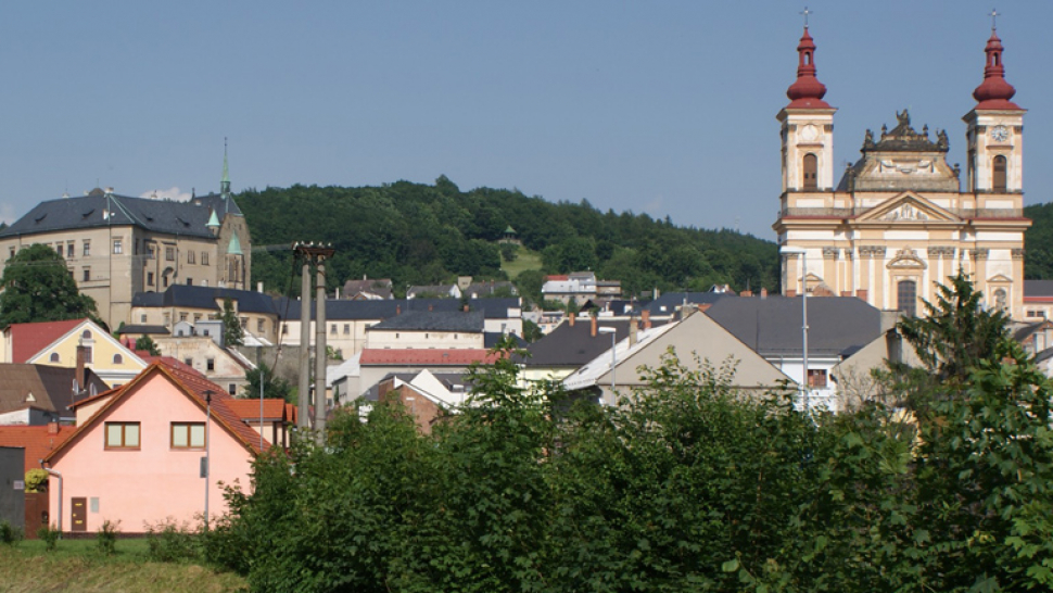 S úpravami městské zeleně pomohou ve Šternberku budoucí zahradníci